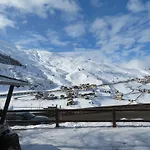 Al Dos شقة ليفينو